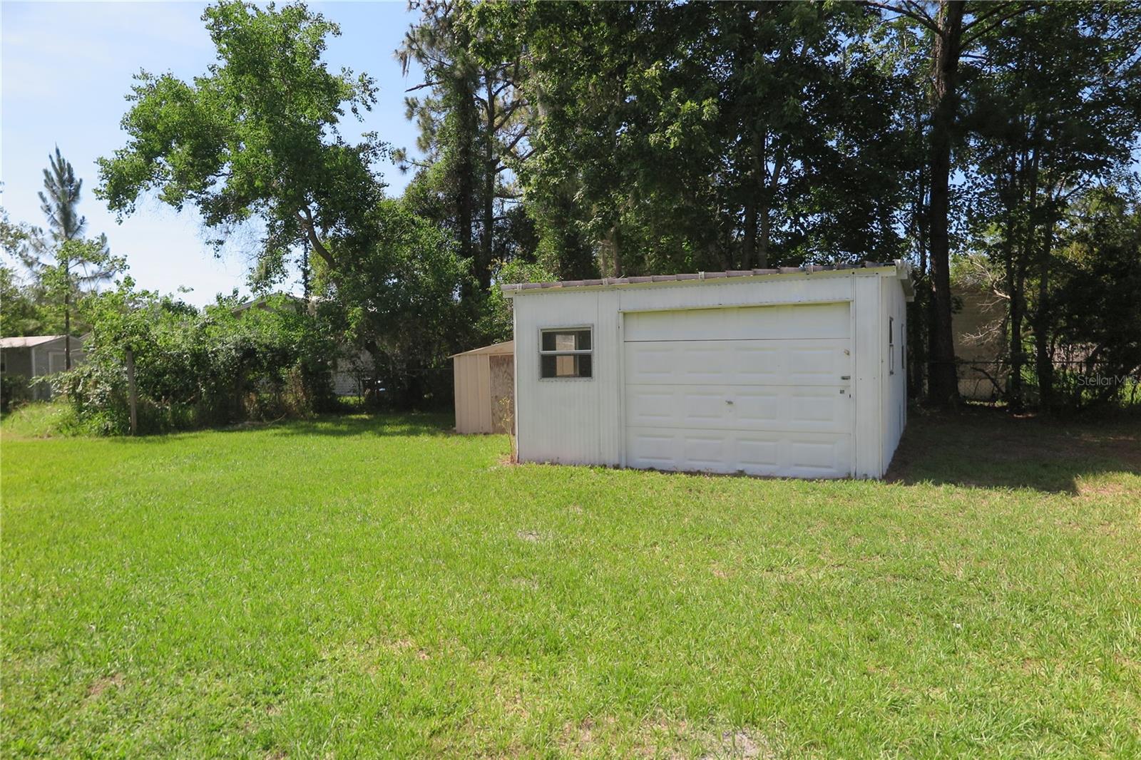 108 Pineshore Dr Property Photo 7