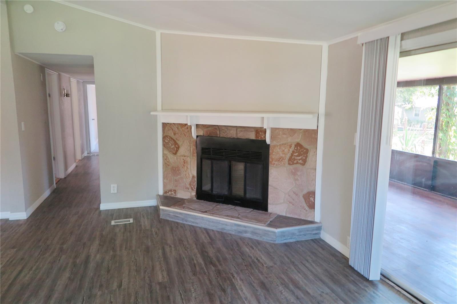 108 Pineshore Dr Property Photo 17
