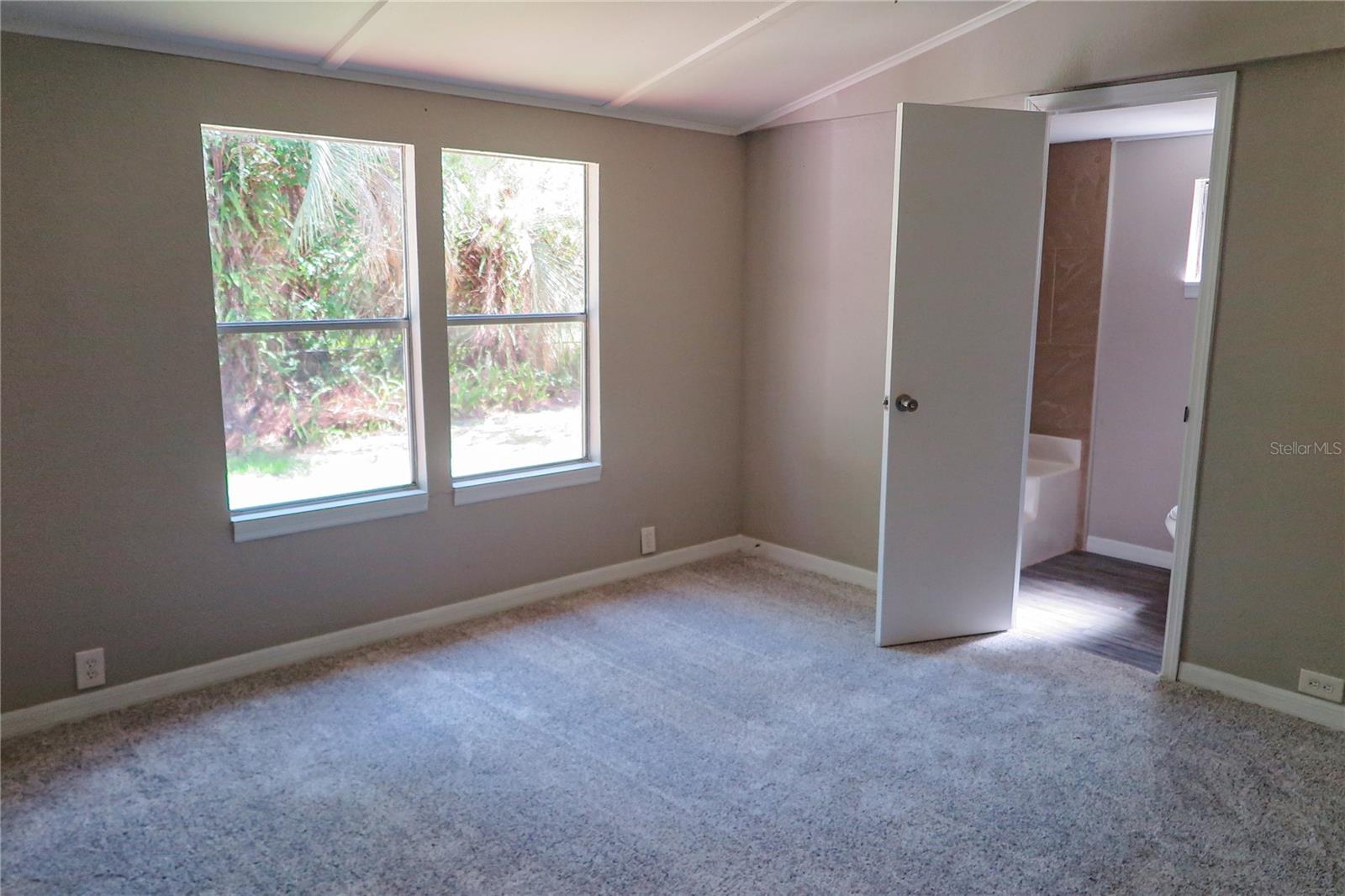 108 Pineshore Dr Property Photo 23