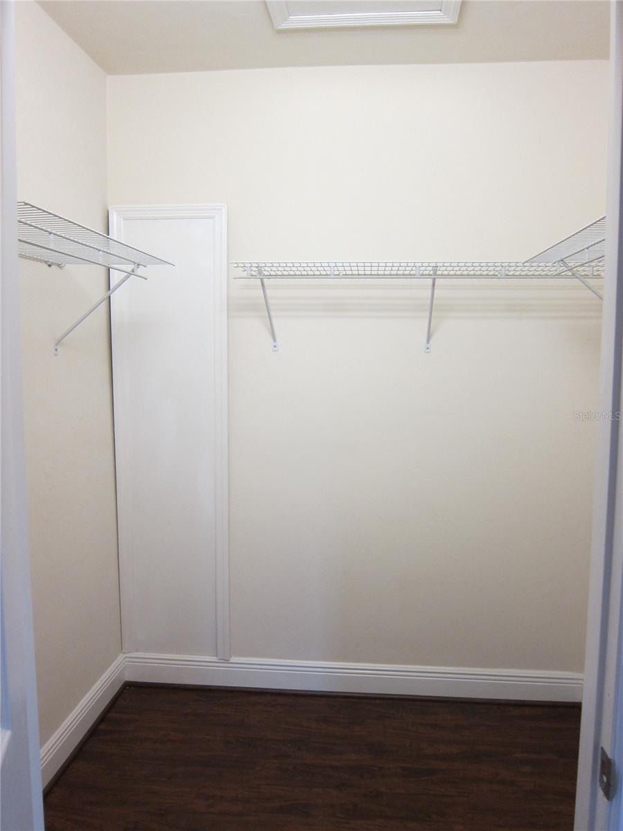 2602 Sw 87th Dr #201 Property Photo 25