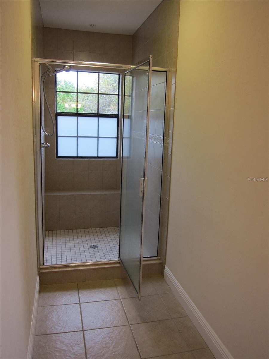 2602 Sw 87th Dr #201 Property Photo 29