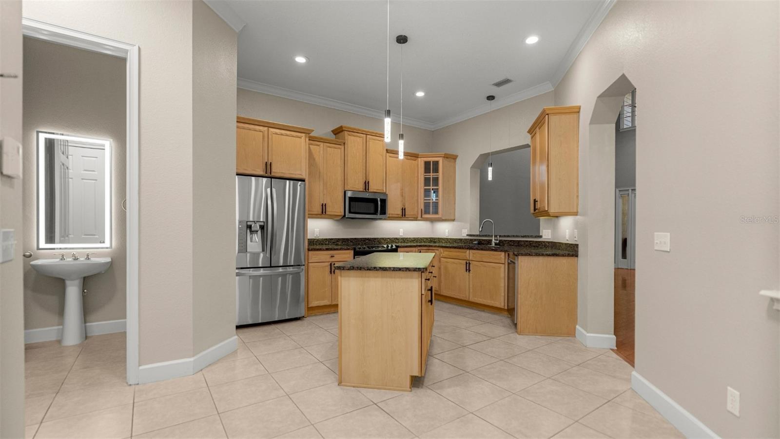 1852 Nw 34th St #24 Property Photo 12