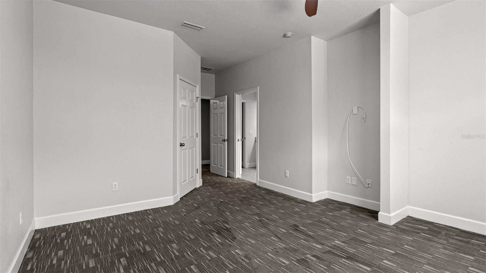 1852 Nw 34th St #24 Property Photo 64