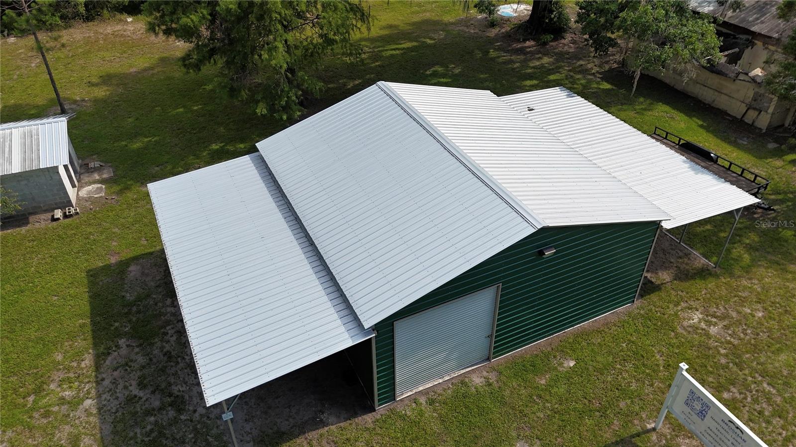 24042 90 Property Photo 19