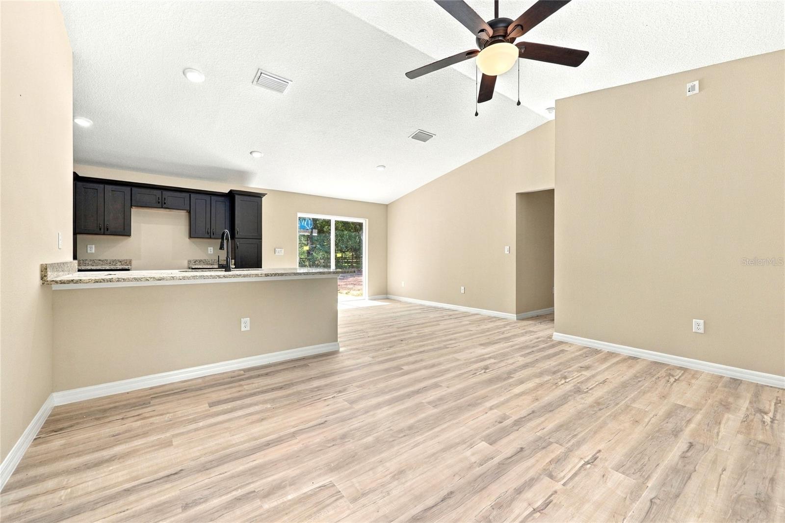8 Sequoia Drive Crse Property Photo 7