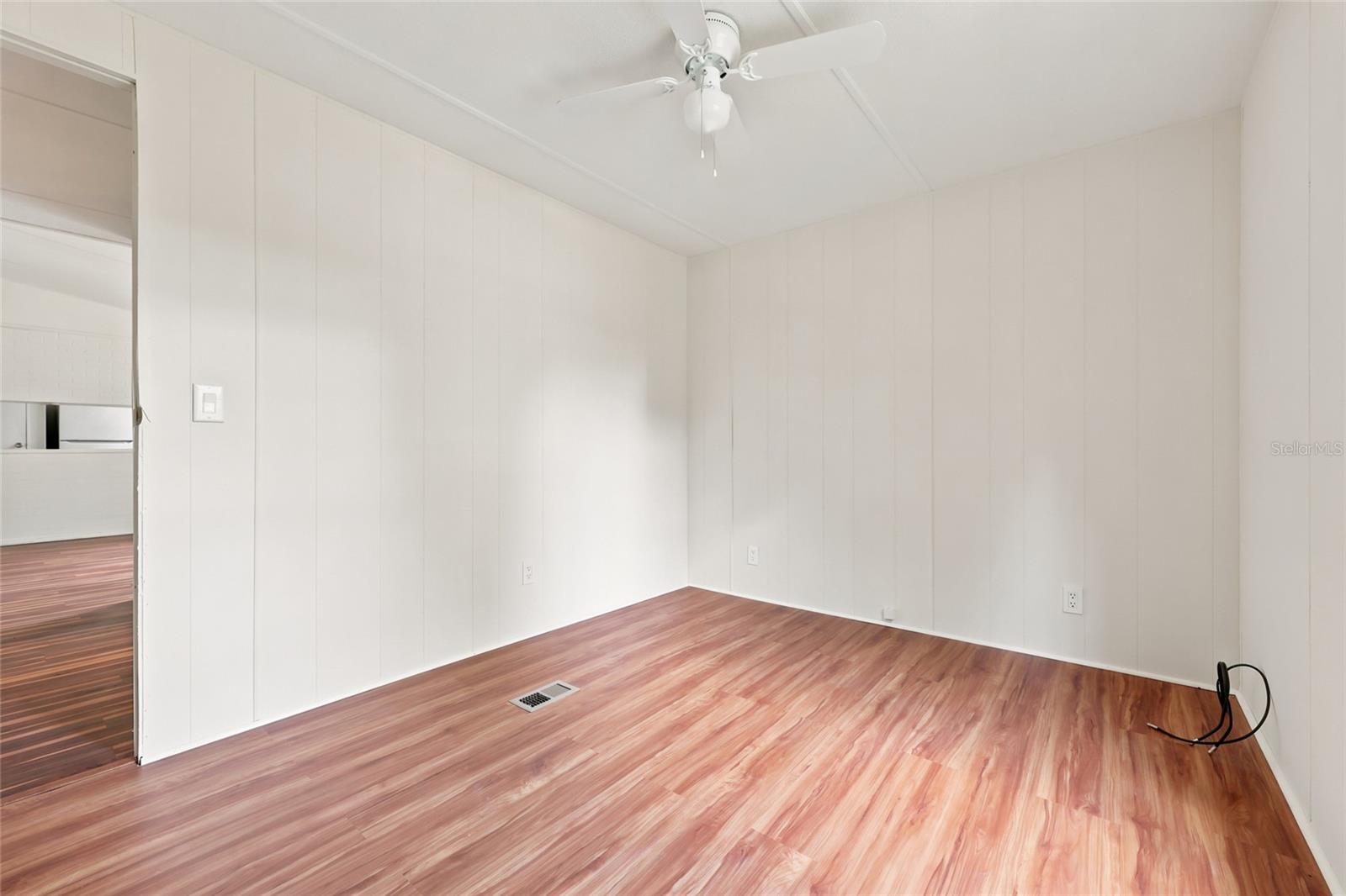 187 Sw Peach Gln Property Photo 7
