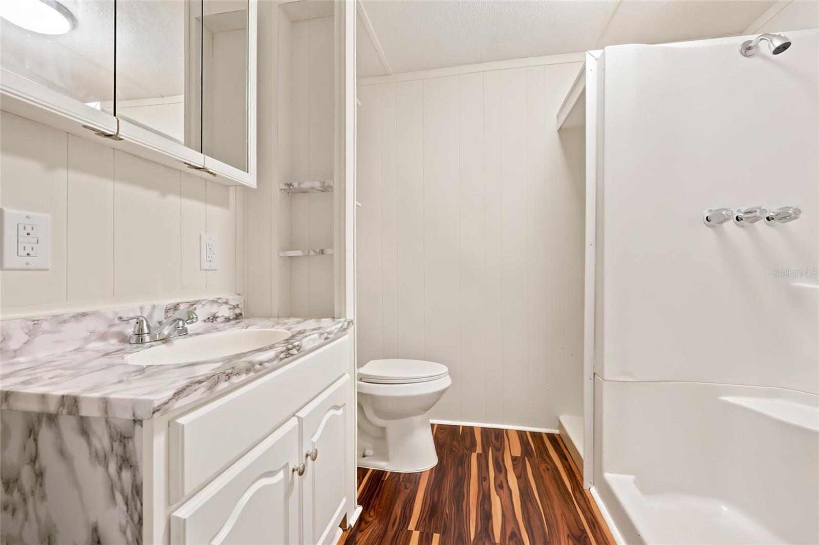 187 Sw Peach Gln Property Photo 18