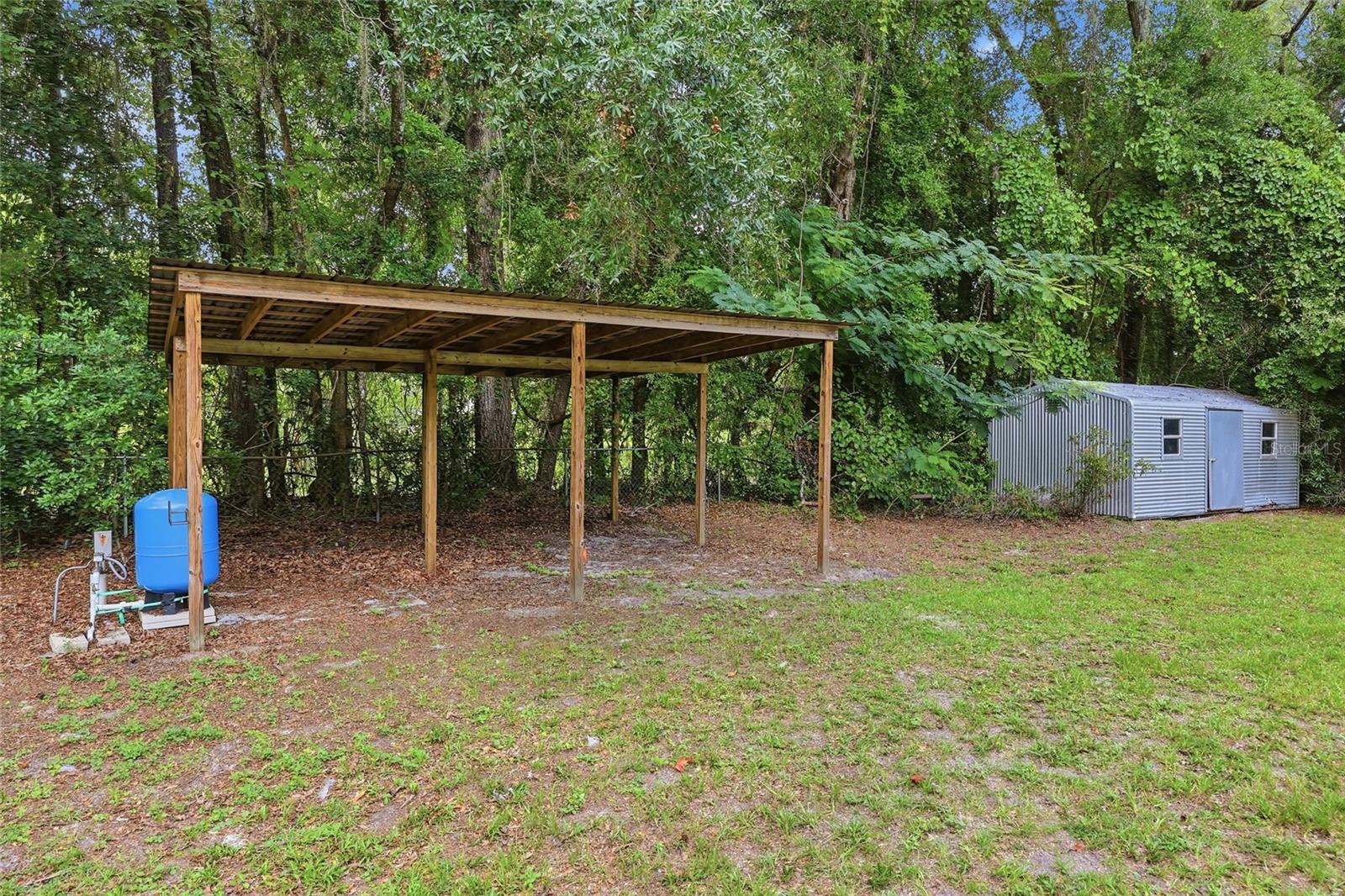 187 Sw Peach Gln Property Photo 25