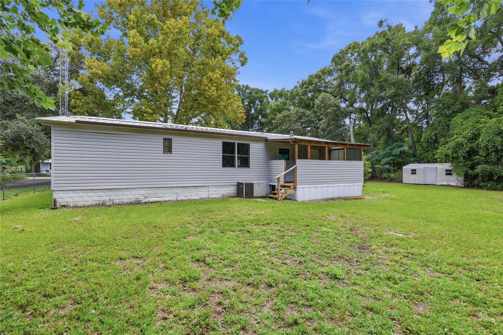 187 Sw Peach Gln Property Photo 27