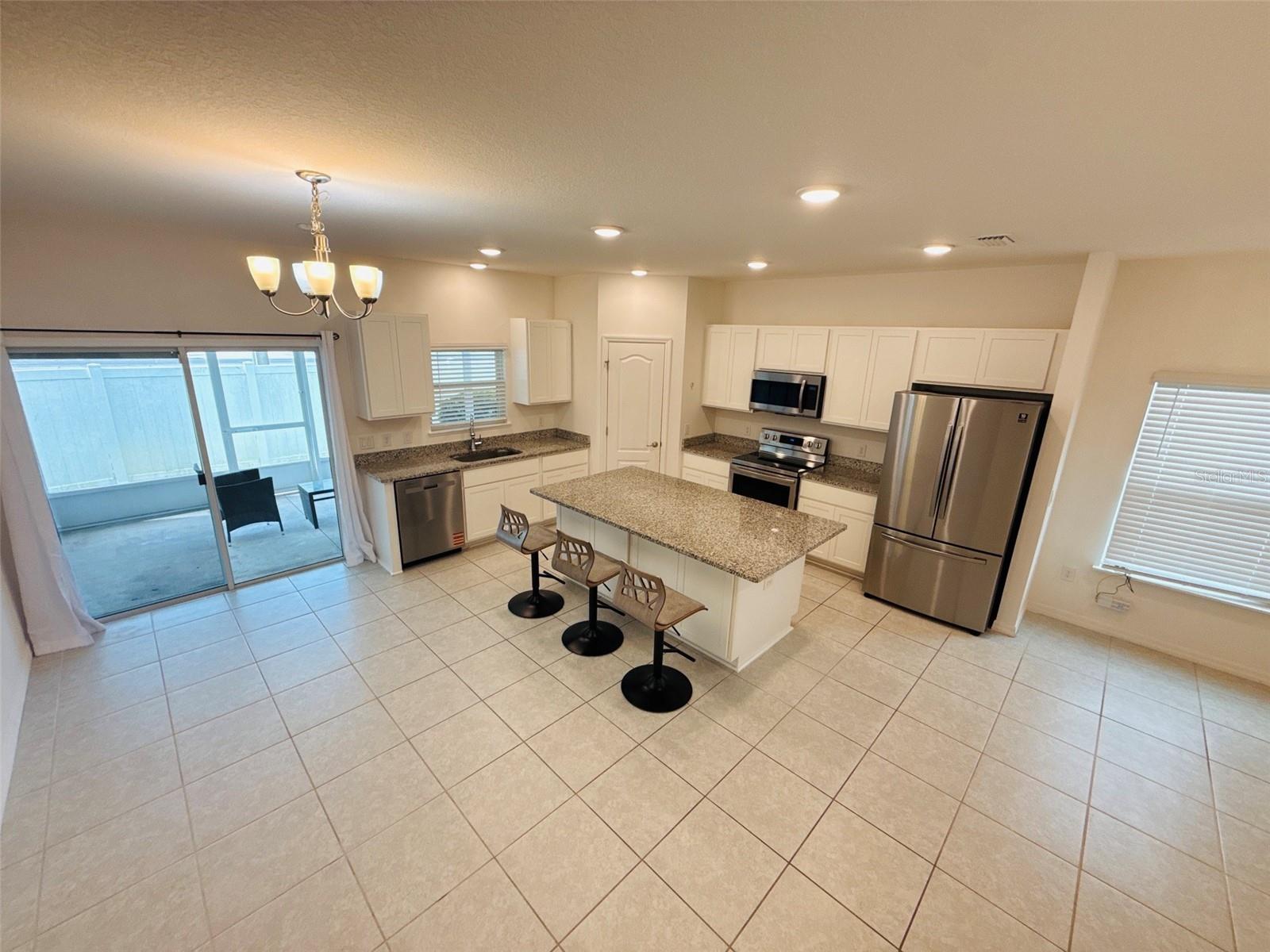 12547 Nw 7th Pl Property Photo 6