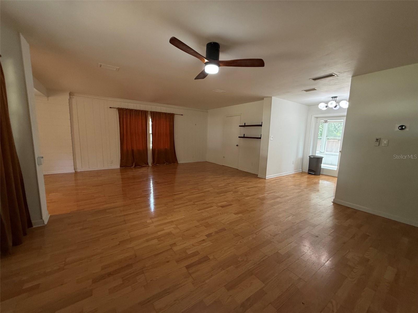 3929 Sw 21st St Property Photo 5