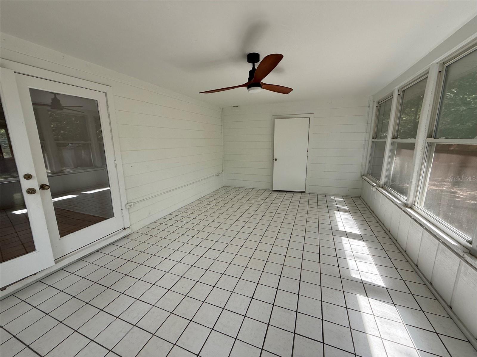 3929 Sw 21st St Property Photo 12