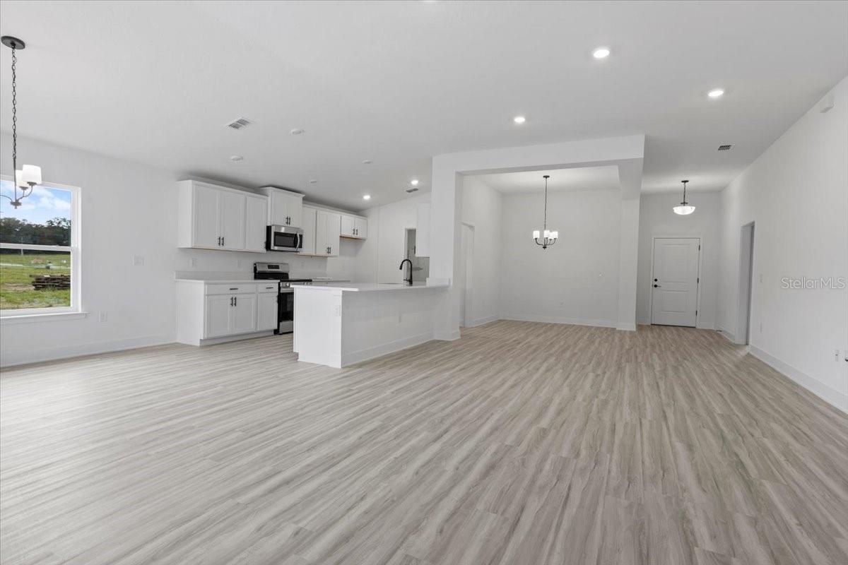 13651 Nw 150th Cir Property Photo 6