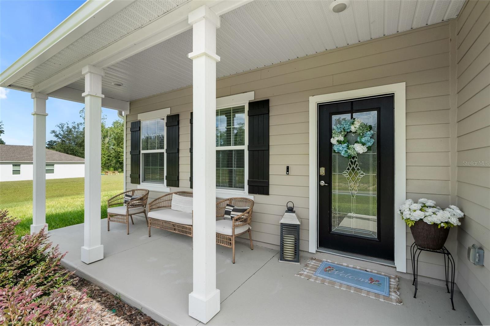 218 Sw Cadence Gln Property Photo 2