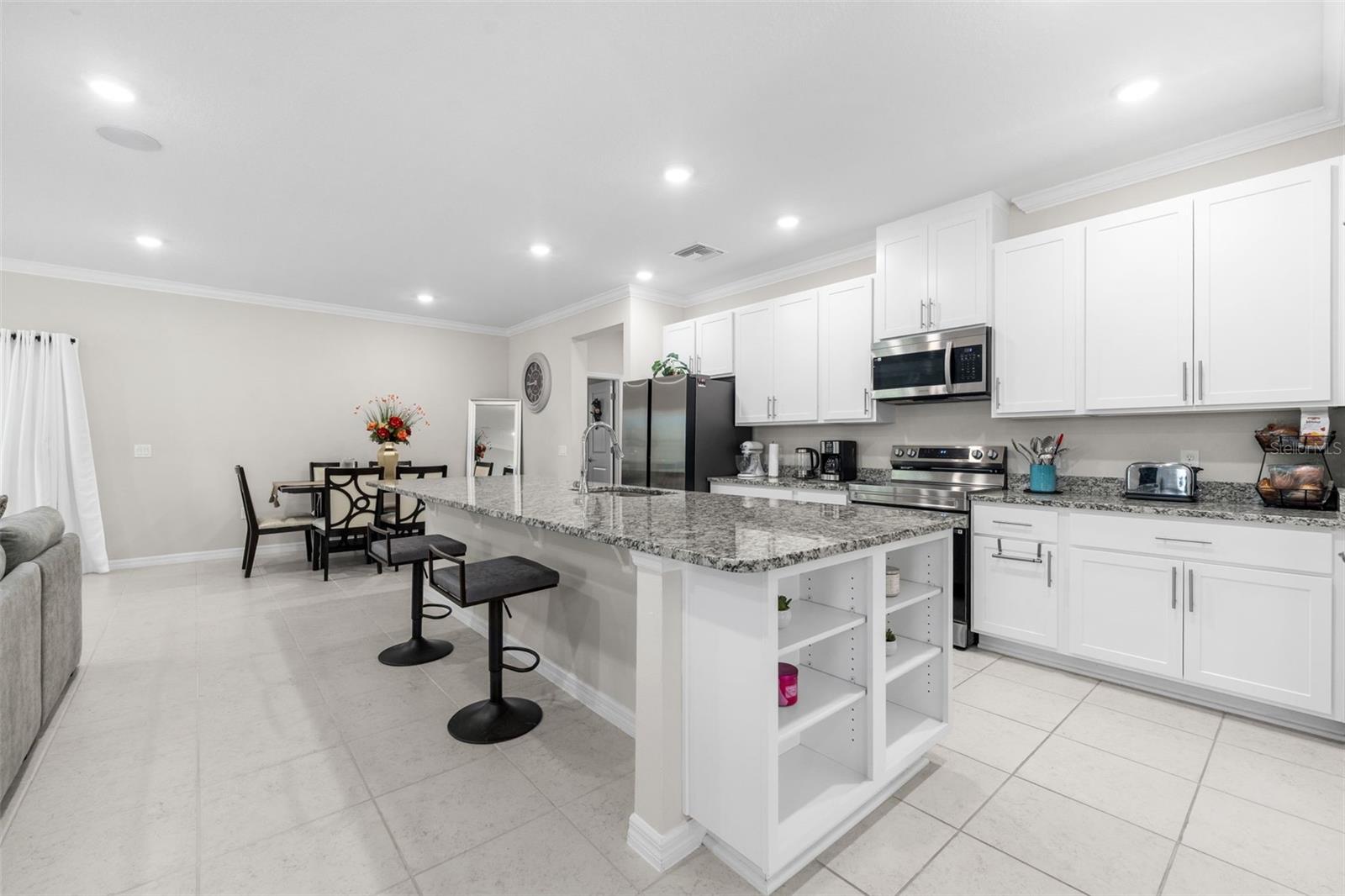 218 Sw Cadence Gln Property Photo 14