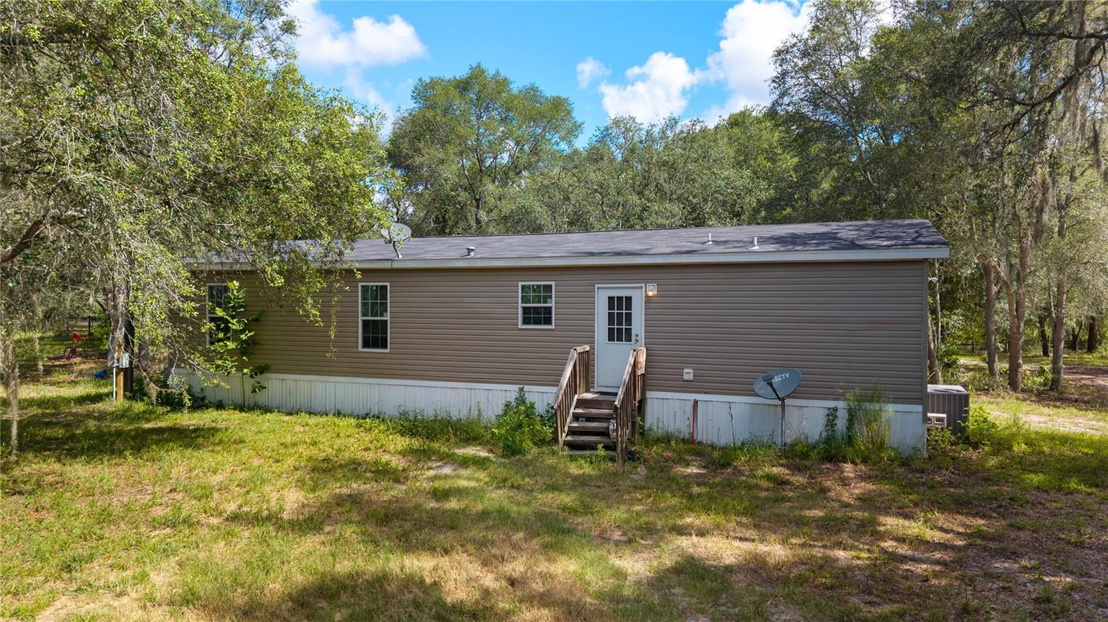 119 Ne 98th Ln Property Photo 3
