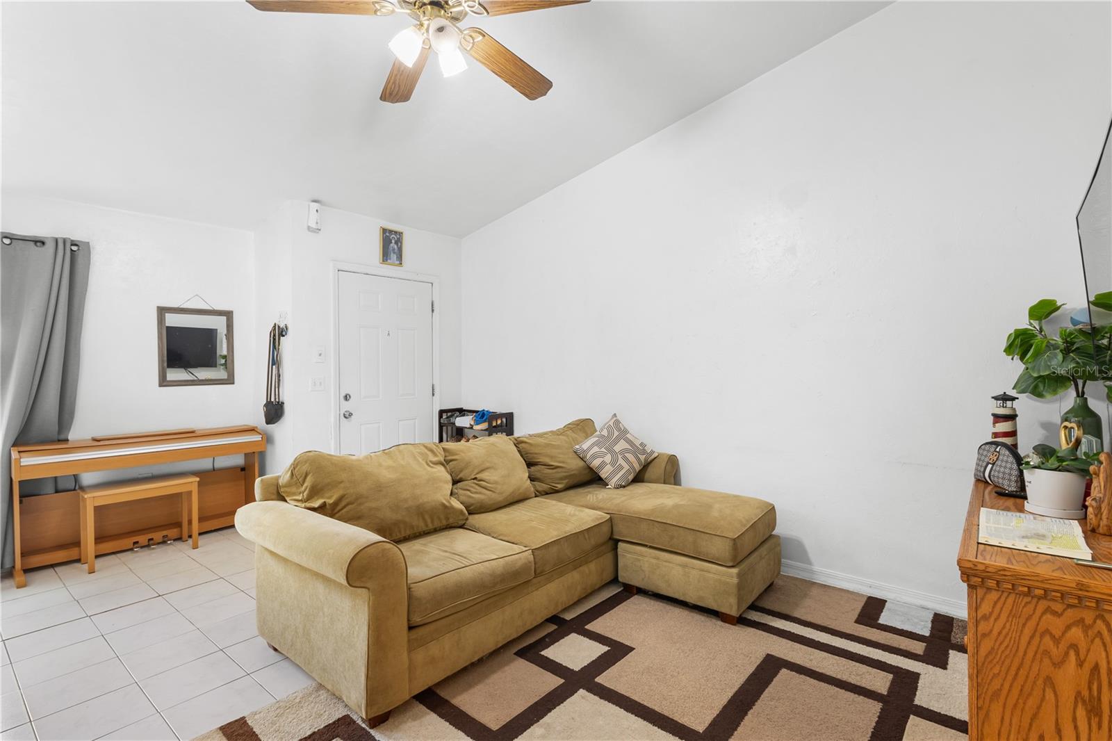 2038 Sw 70th Ter Property Photo 4