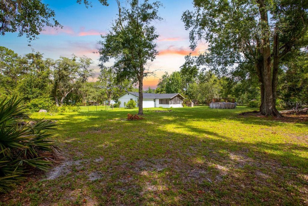369 Ne Diana Ter Property Photo 22
