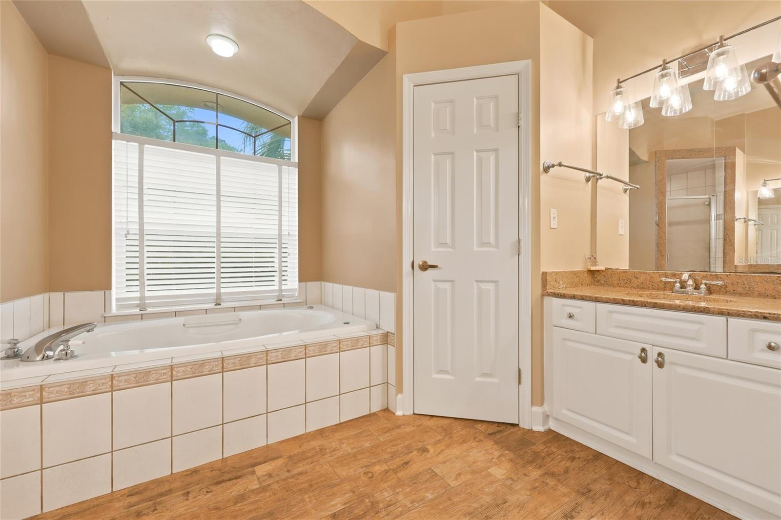 2015 Nw 89th Dr Property Photo 20