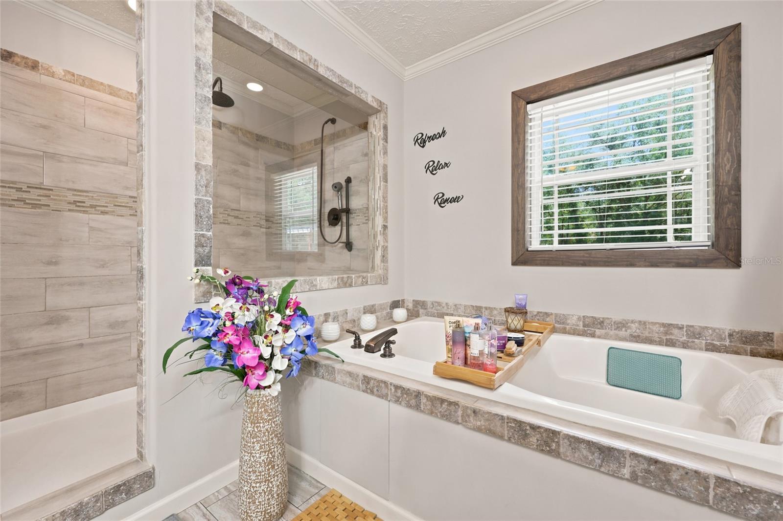 12185 198th Ter Property Photo 4