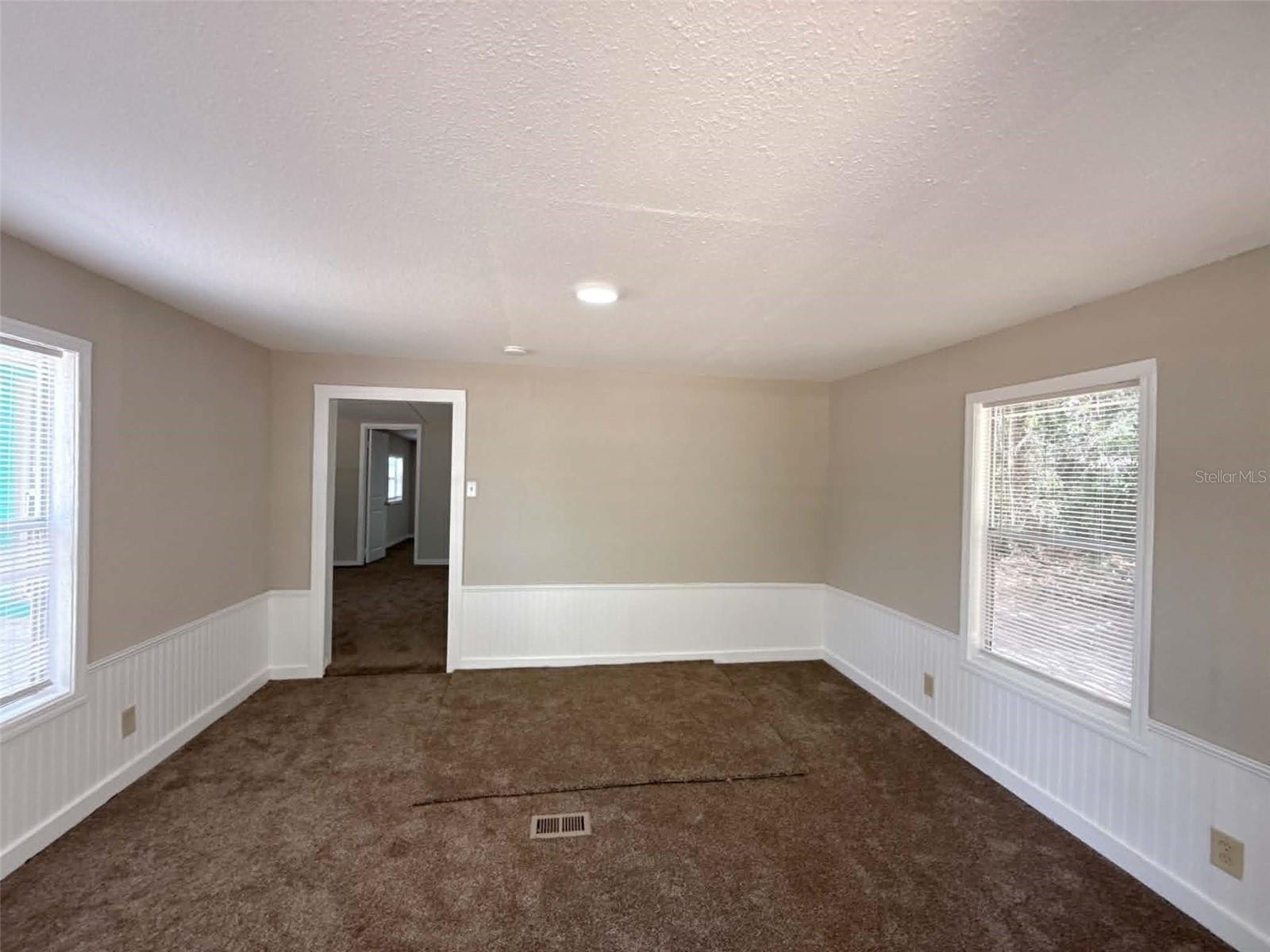 65 Ne 528th Ave Property Photo 9