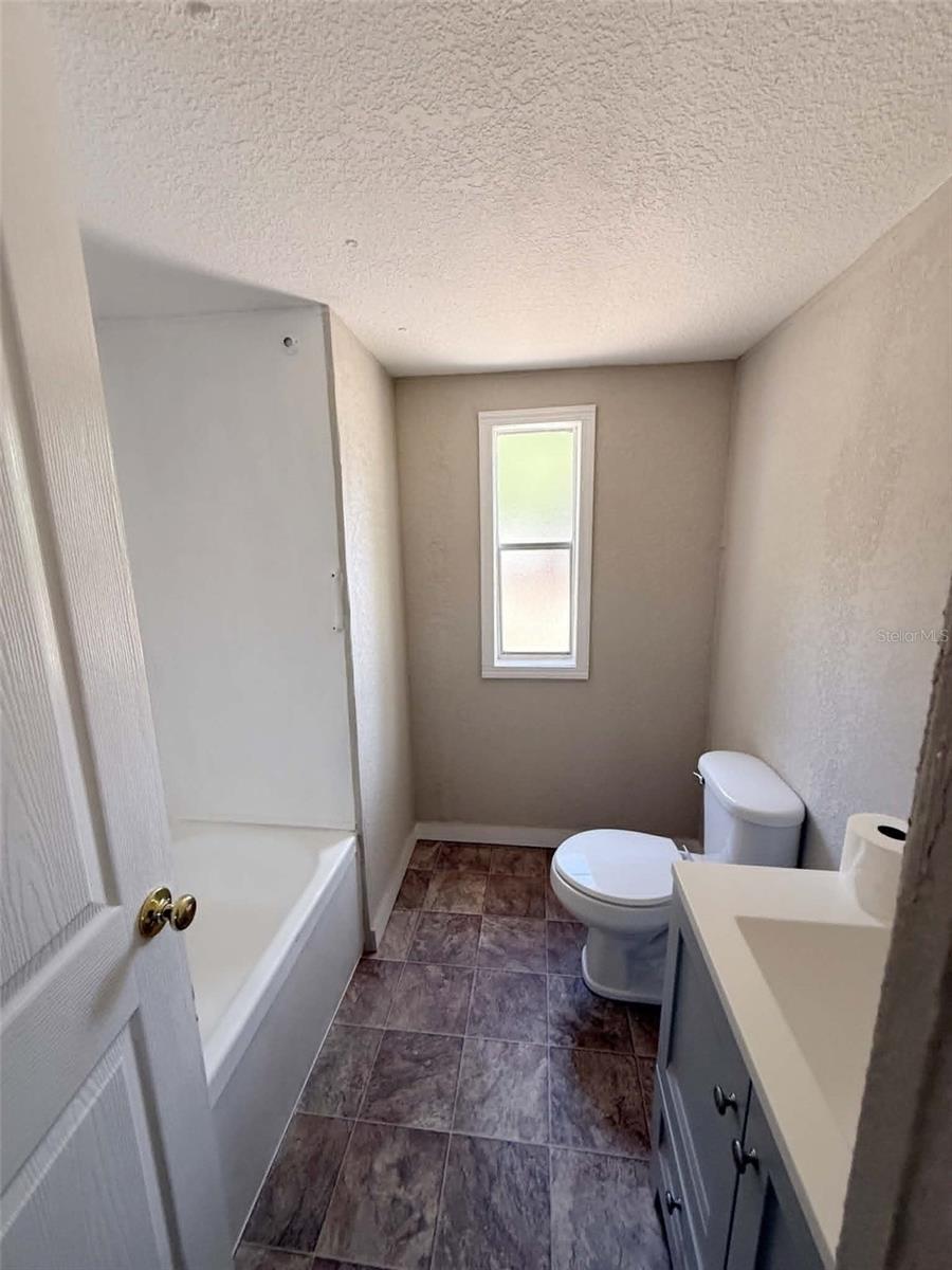 65 Ne 528th Ave Property Photo 15