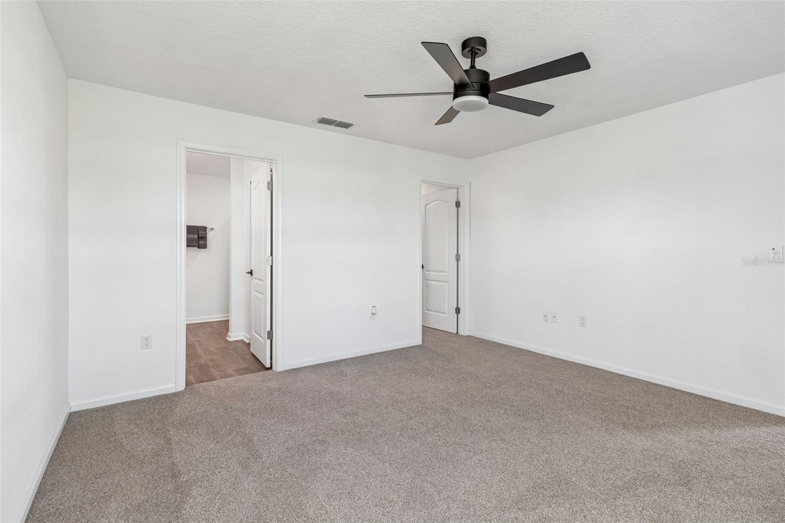153 Ashbrook St Property Photo 31