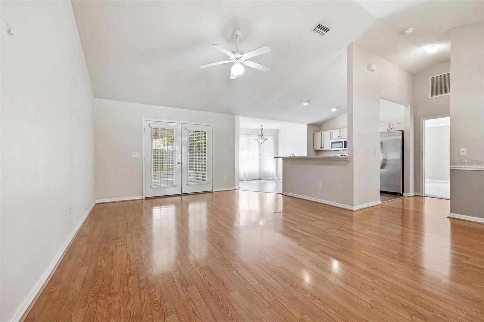 6828 Sw 82nd Ter Property Photo 8