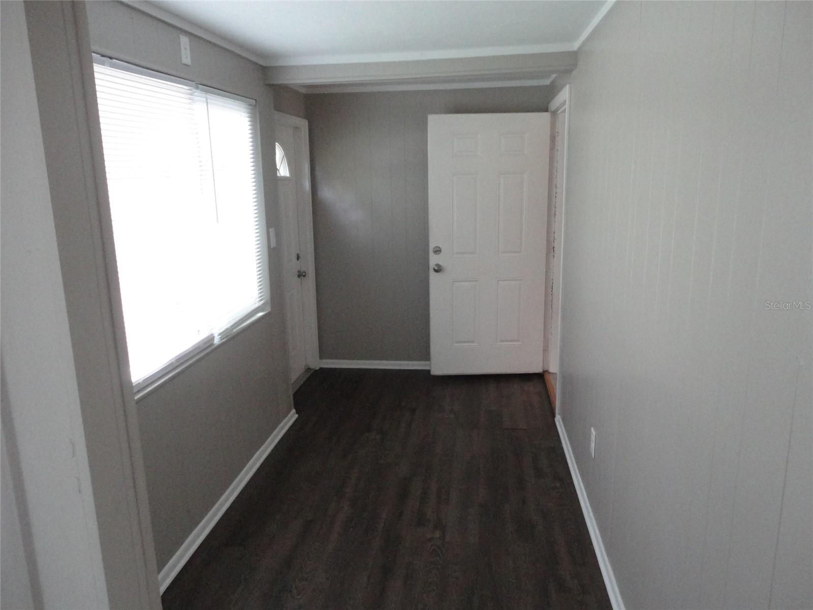 401 Nw 36th Ter Property Photo 12