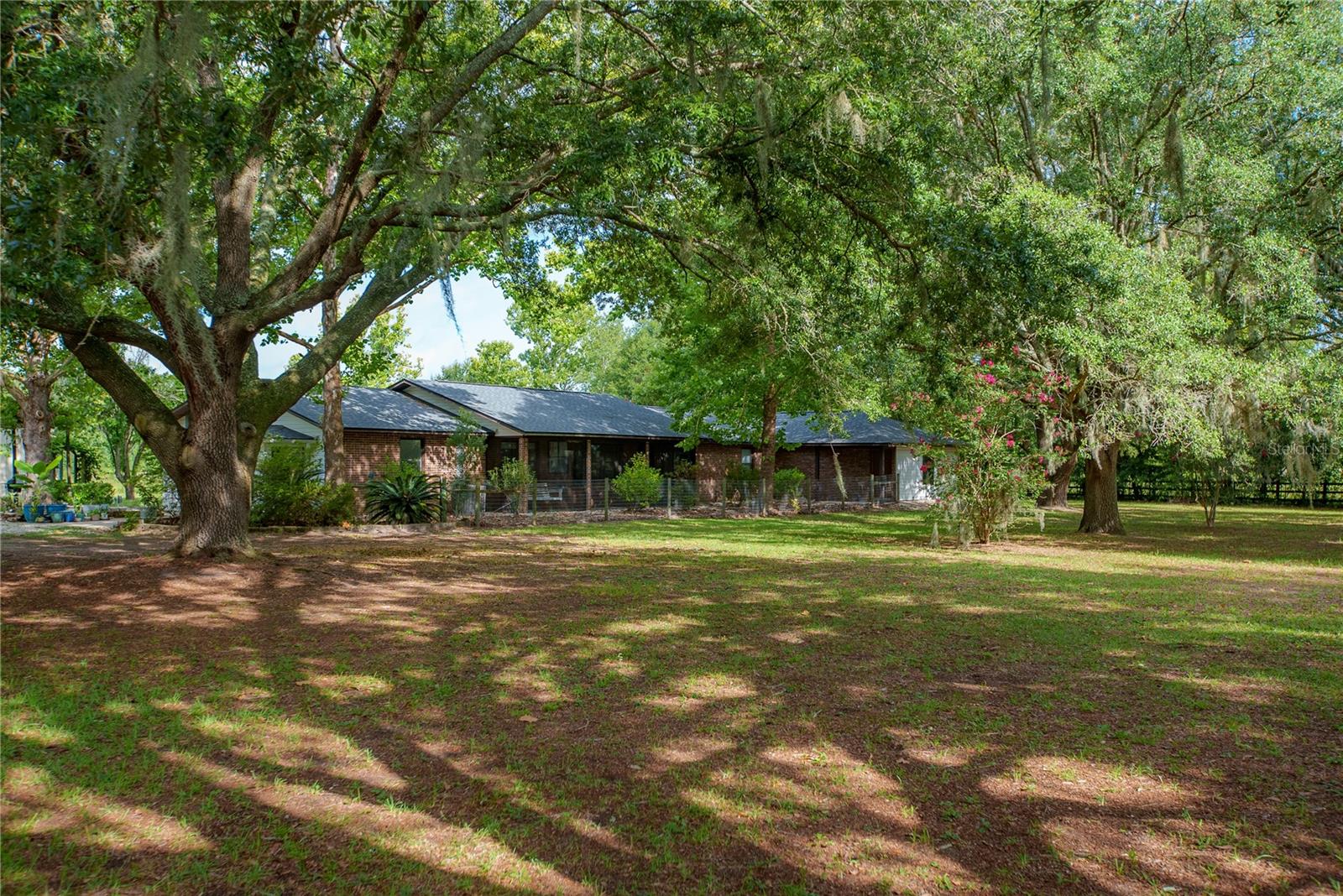 25518 Nw County Road 241 Property Photo