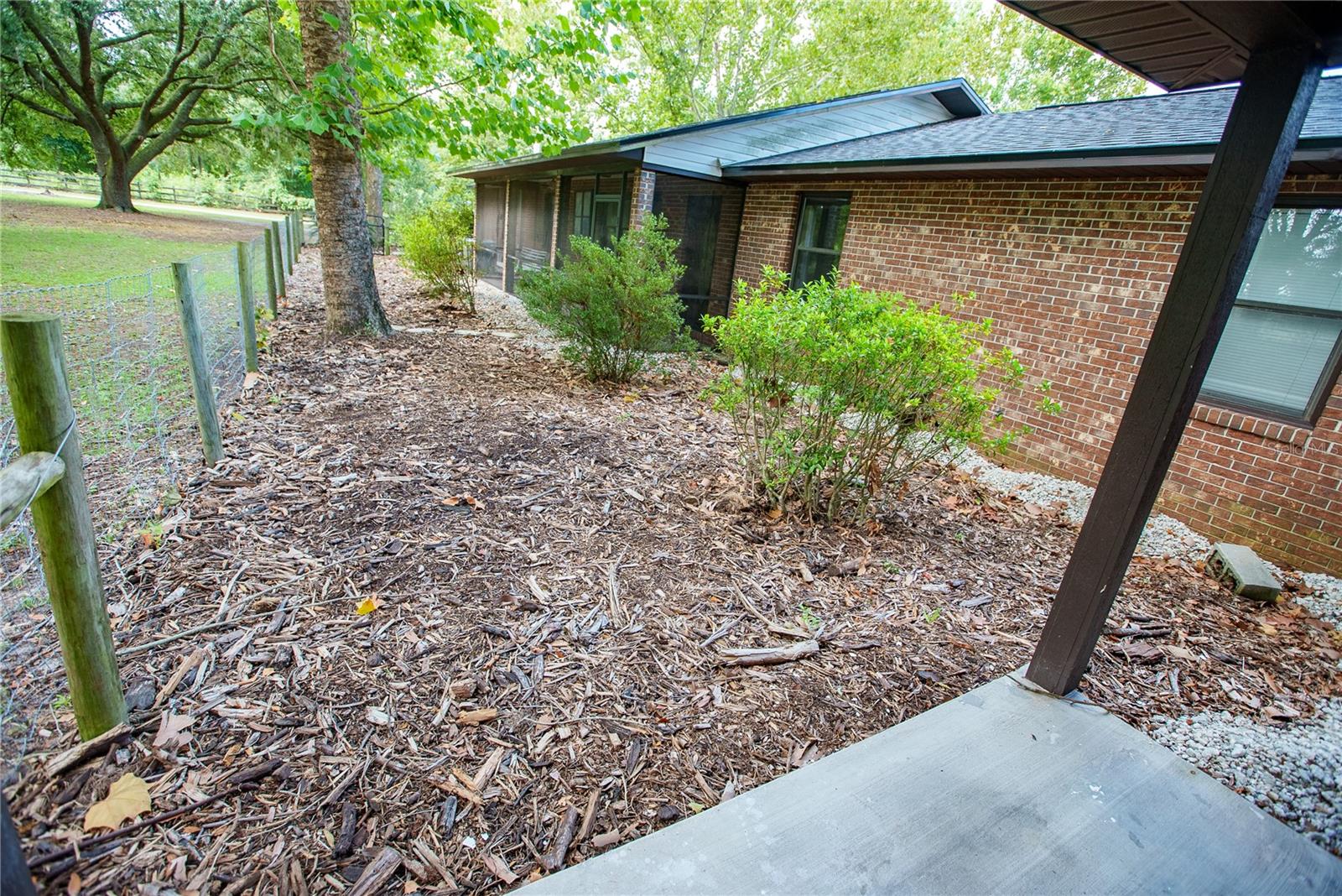 25518 Nw County Road 241 Property Photo 12