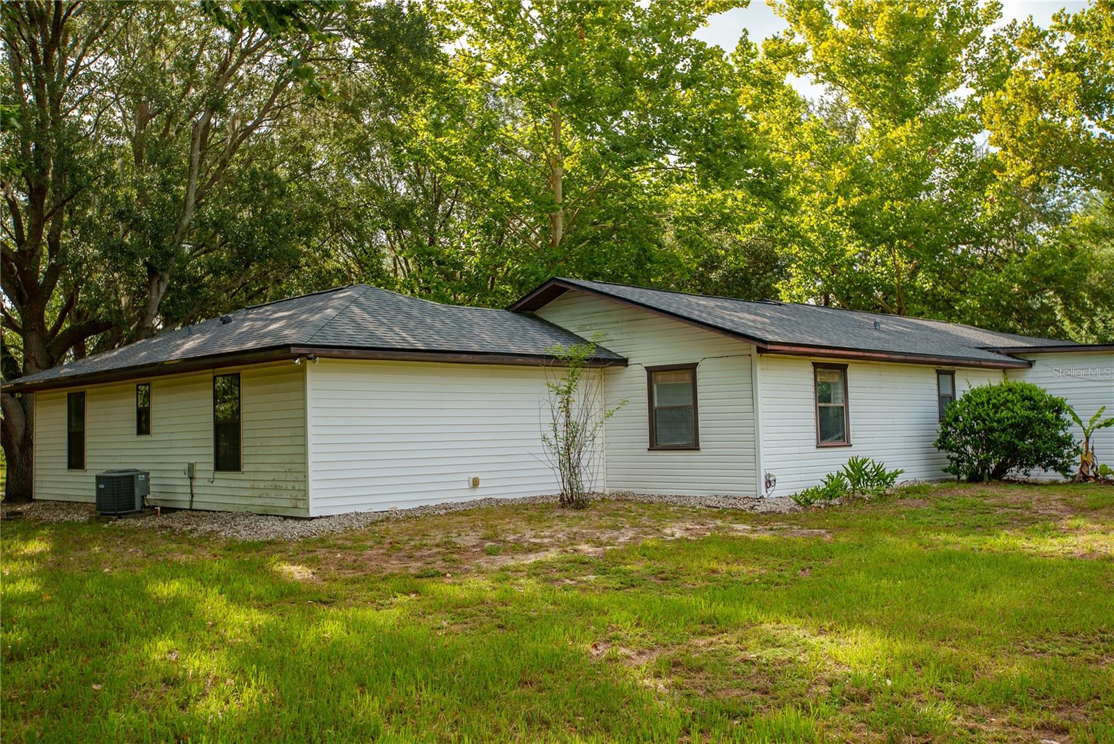 25518 Nw County Road 241 Property Photo 15