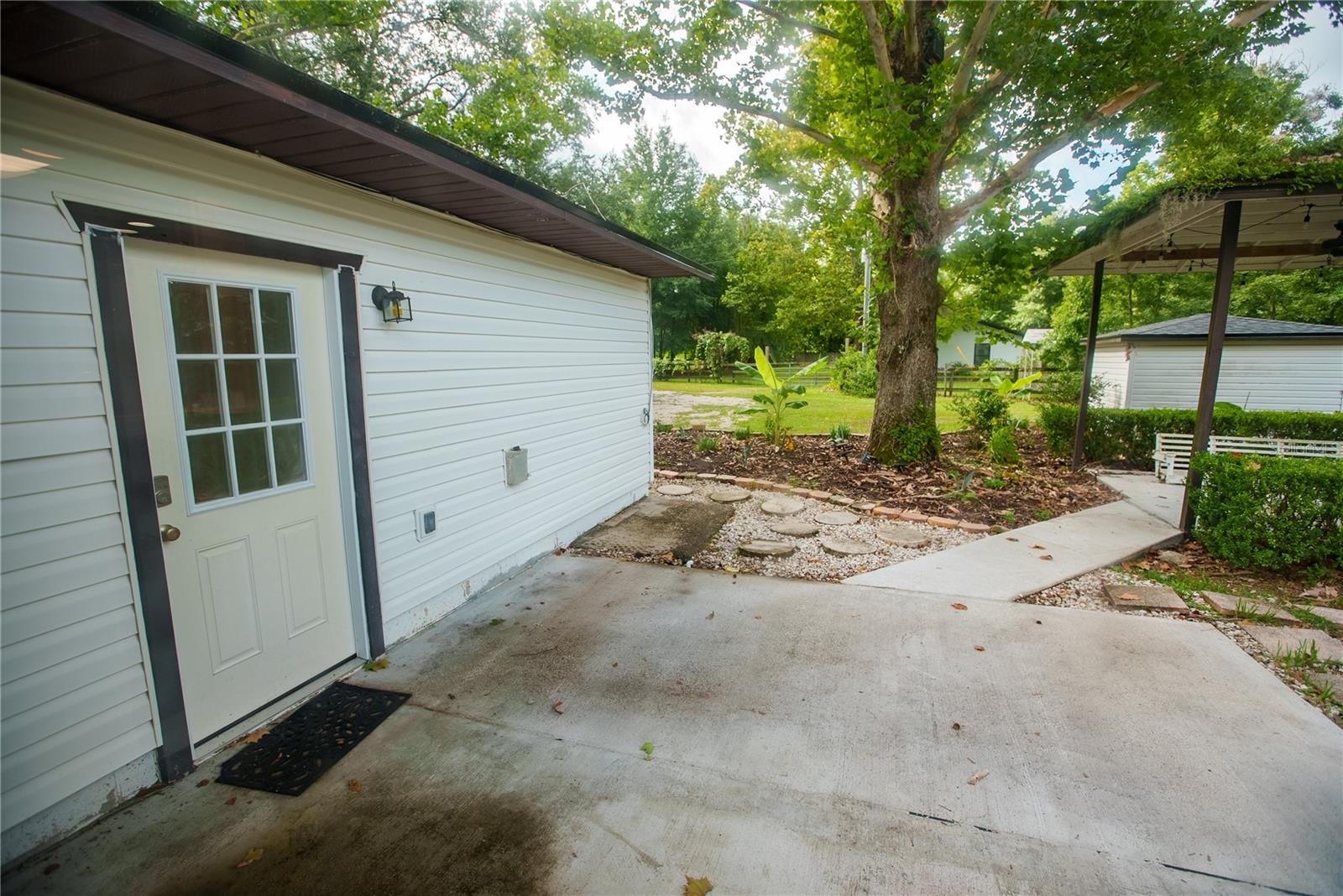 25518 Nw County Road 241 Property Photo 69