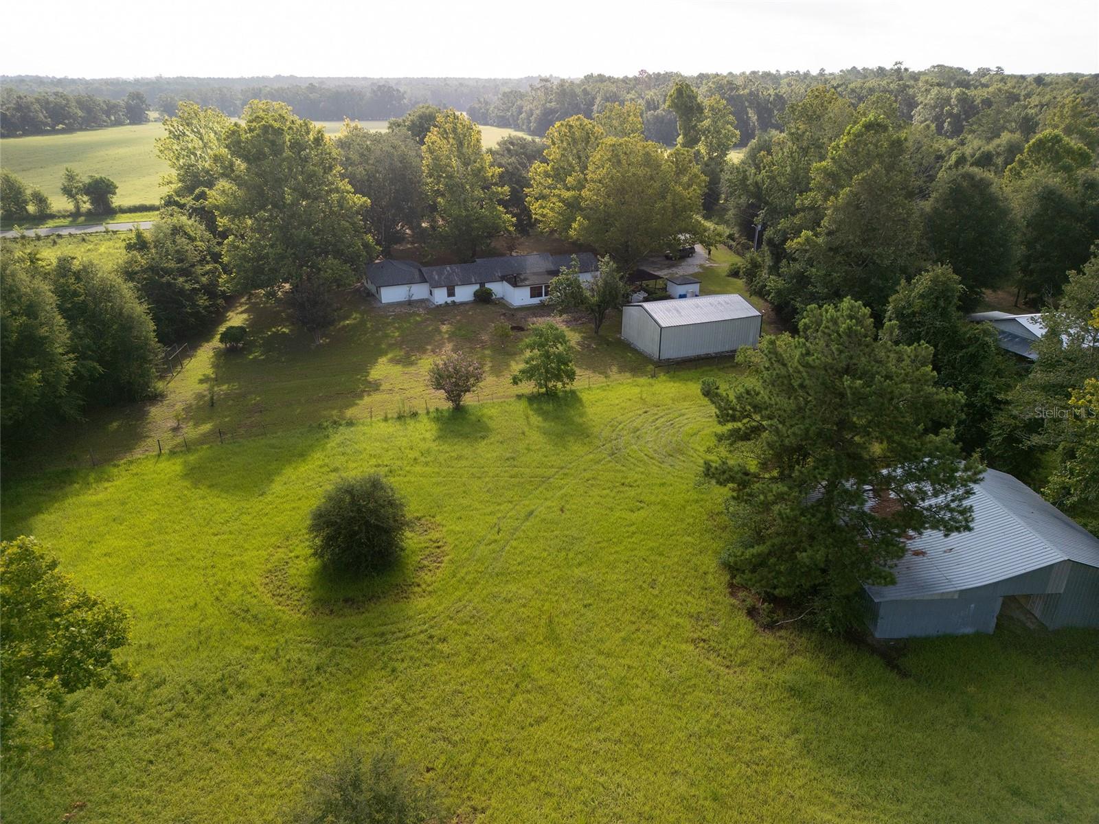 25518 Nw County Road 241 Property Photo 71