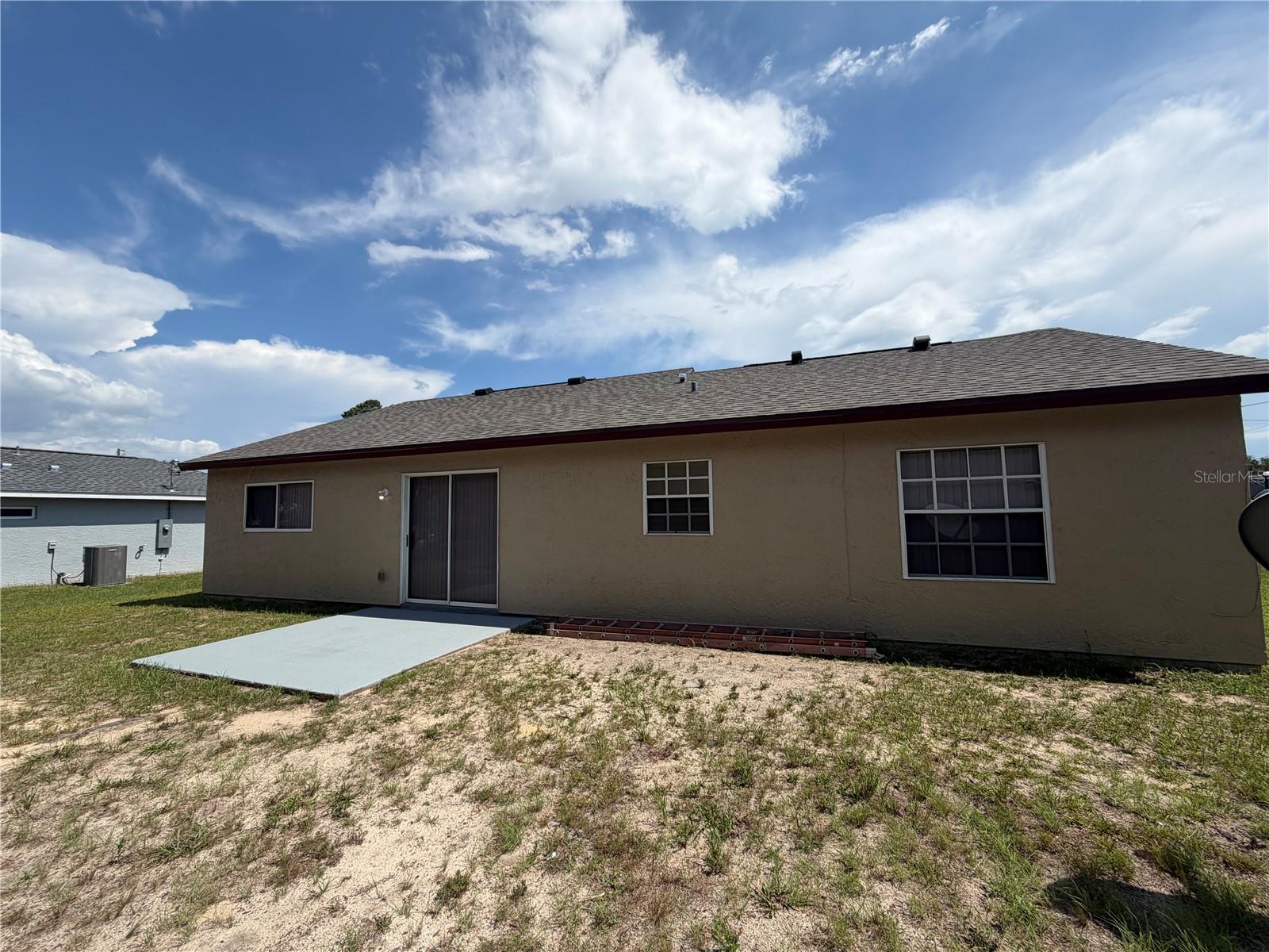 73 Olive Dr Property Photo 18