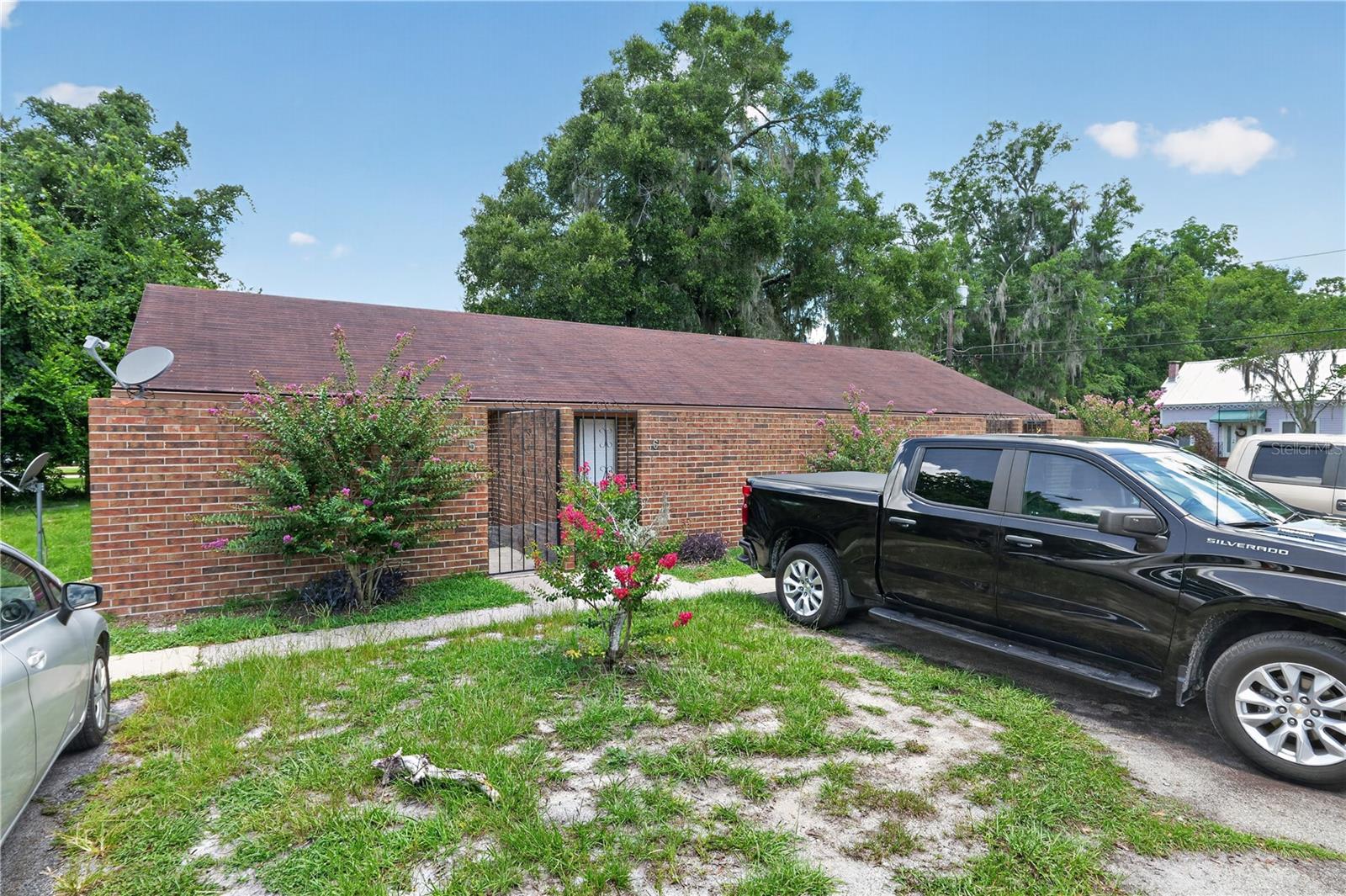 18580 Nw 234th St #5-8 Property Photo 8