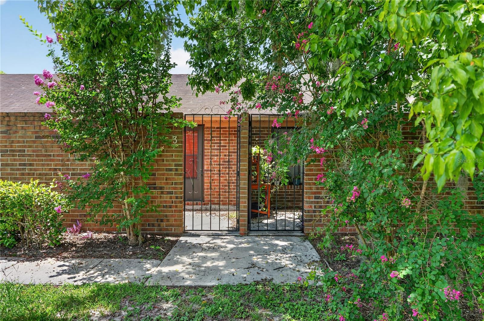 18580 Nw 234th St #5-8 Property Photo 11