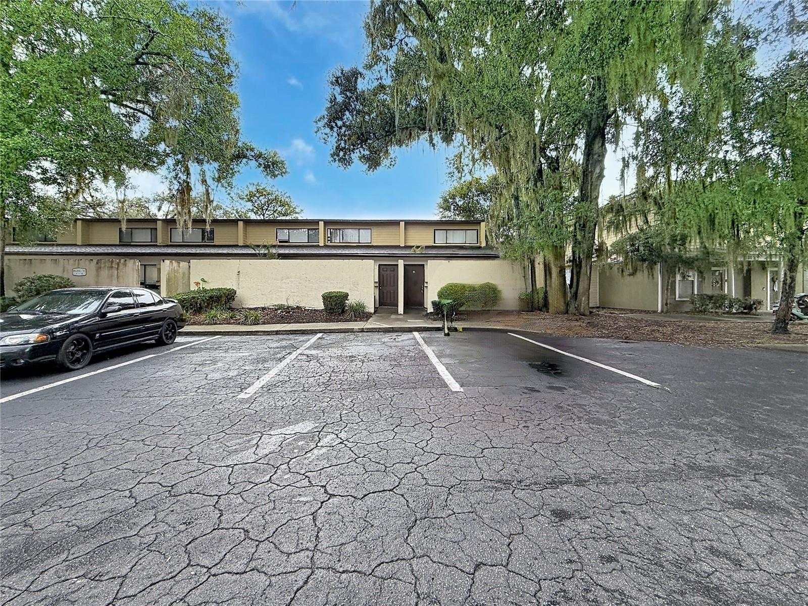 2508 Sw 35th Pl #a6 Property Photo 3
