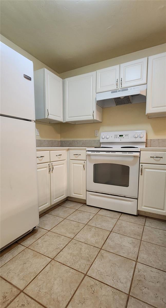 85 Se 16th Ave #f301 Property Photo 3