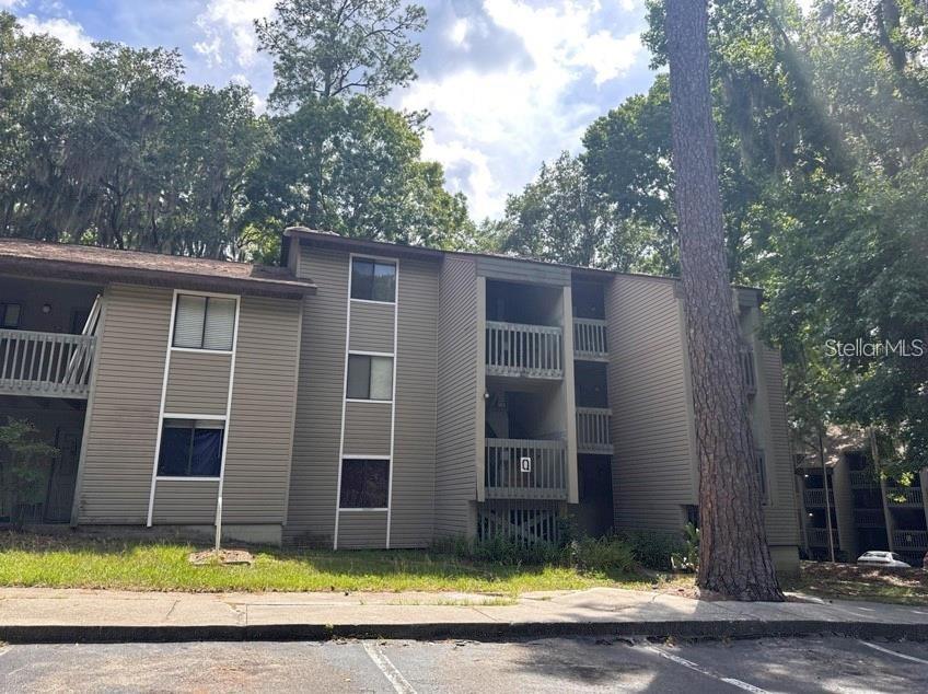 109 SE 16TH AVE #Q101 Property Photo 1