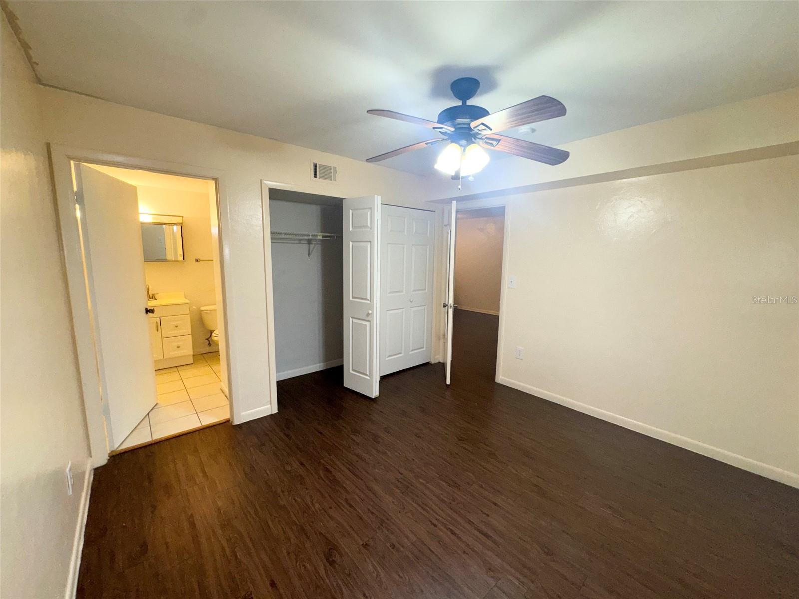 109 Se 16th Ave #q101 Property Photo 10