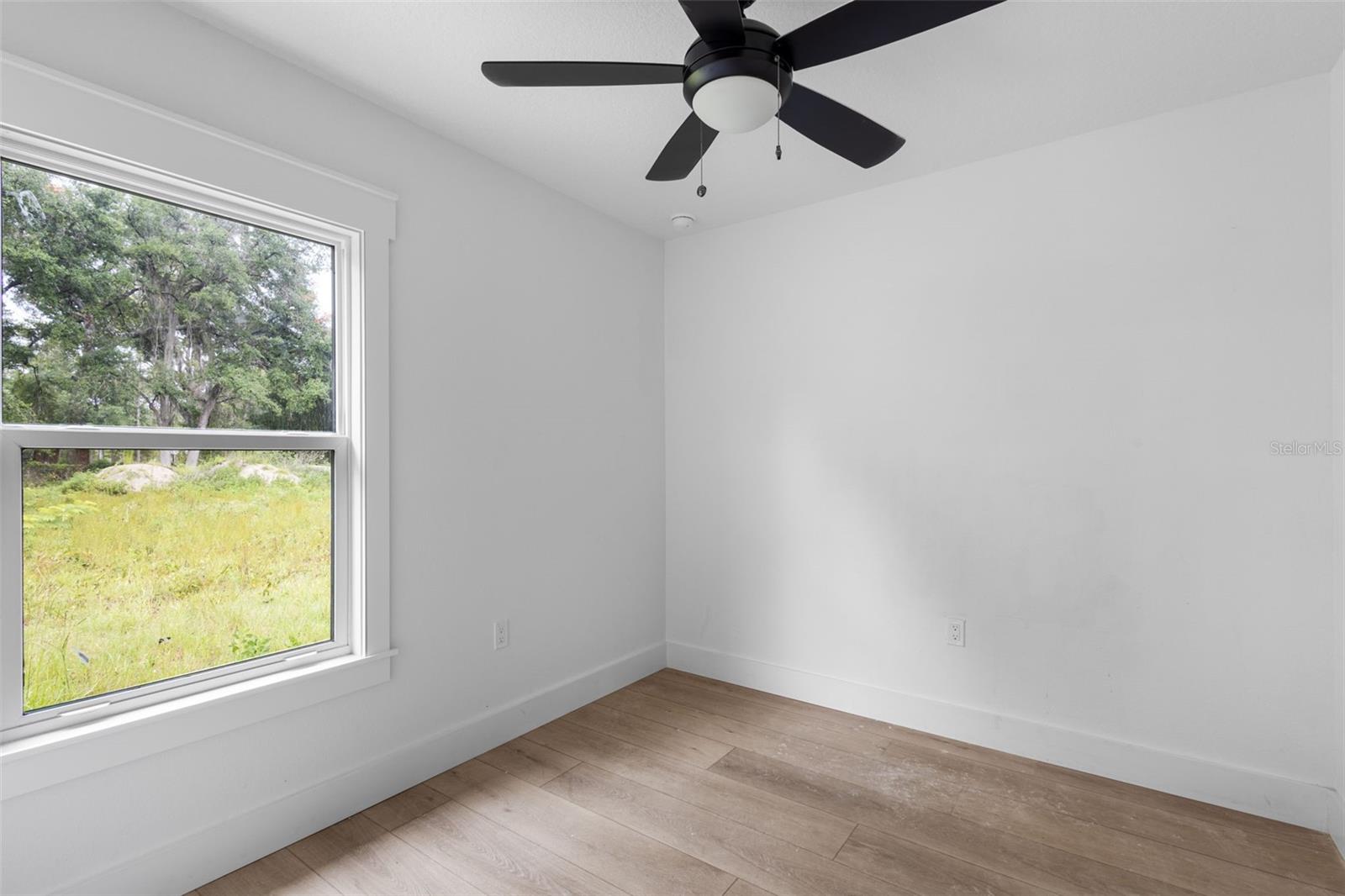 722 Alder Ln Property Photo 13