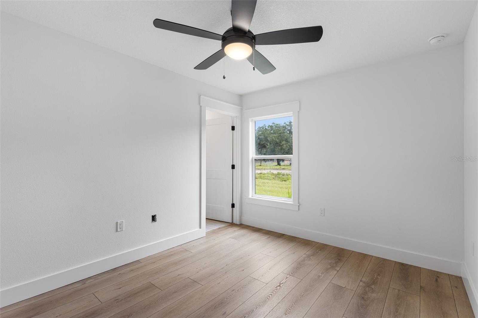 722 Alder Ln Property Photo 17