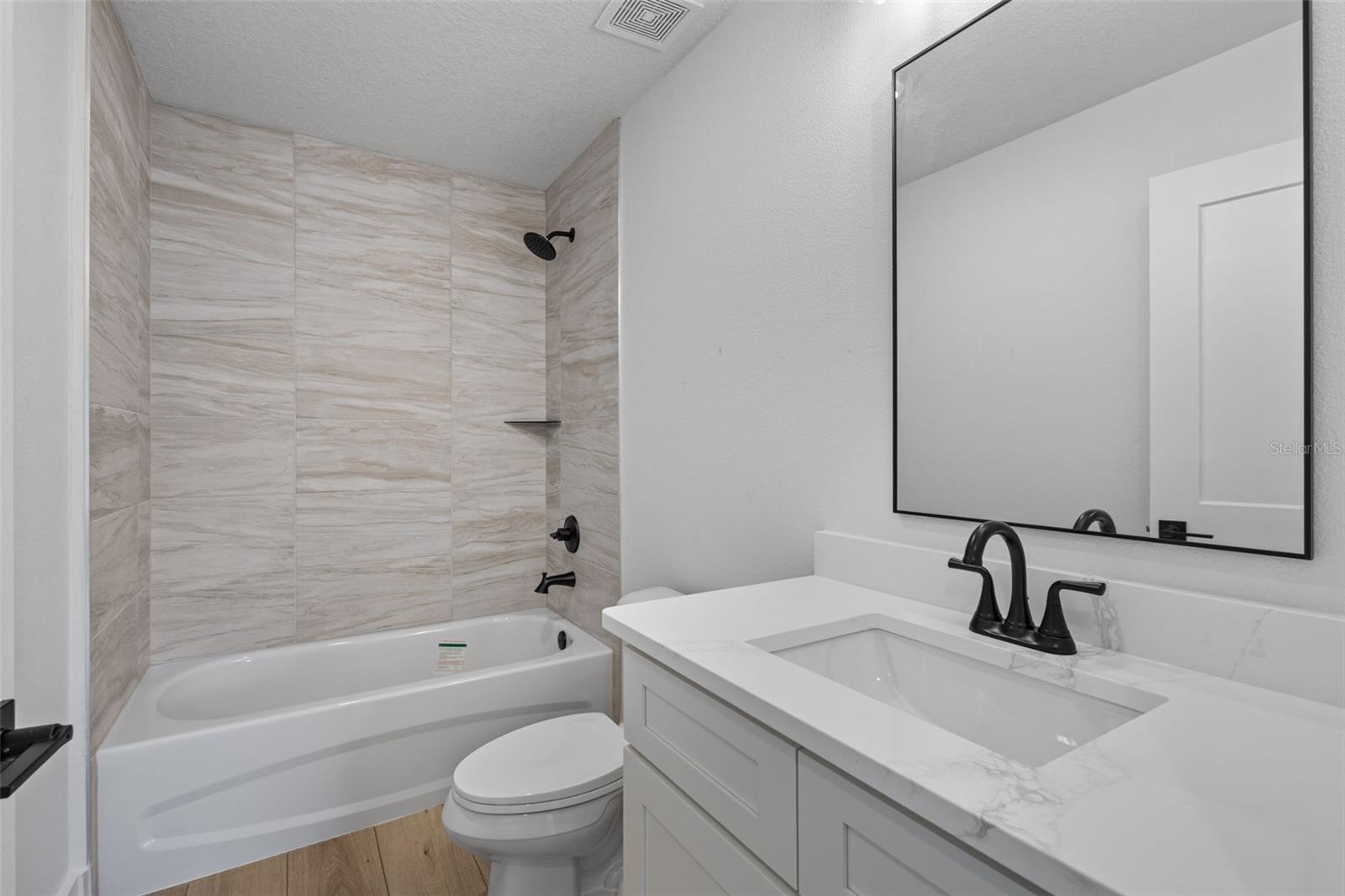 722 Alder Ln Property Photo 21