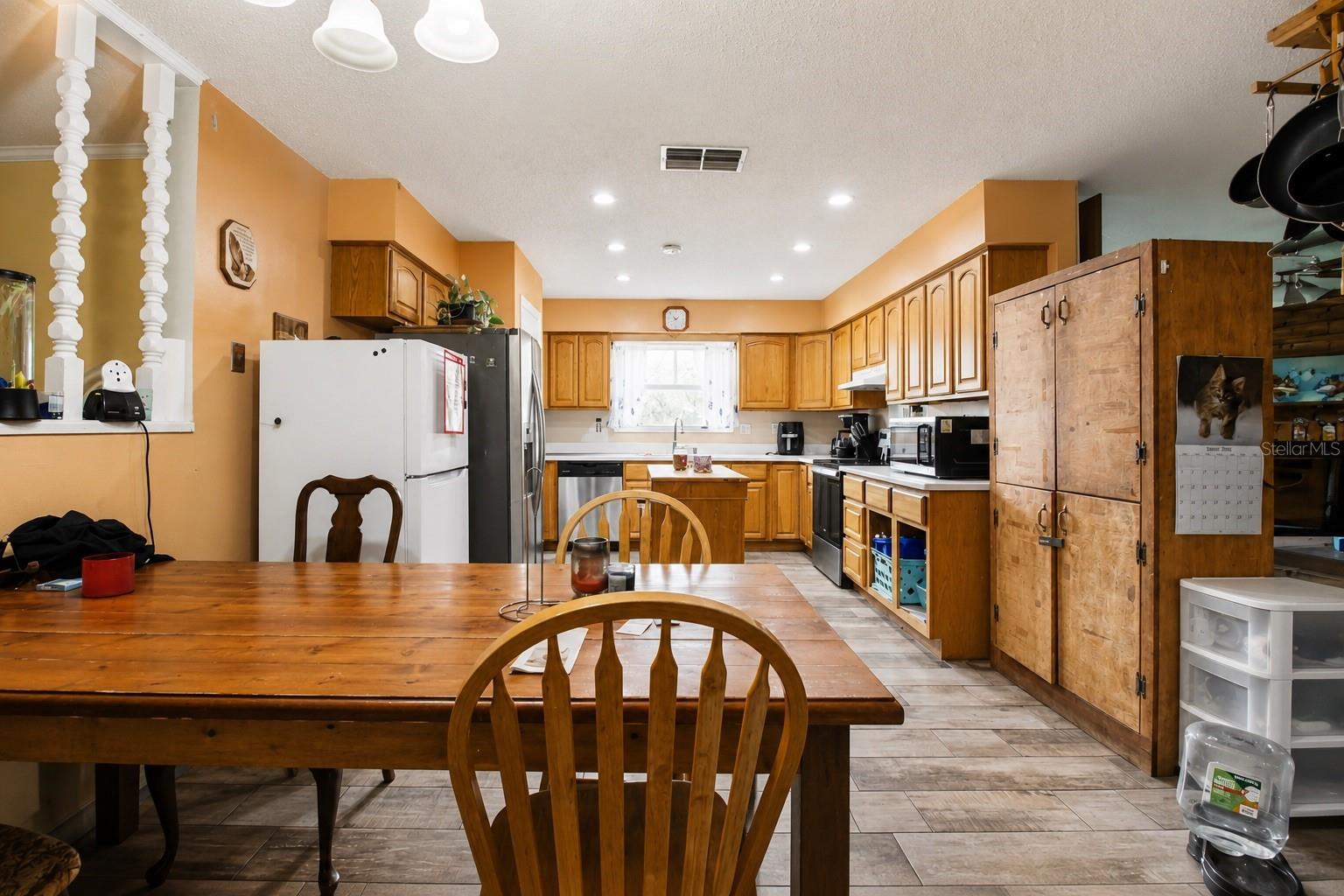 742 Bahia Cir Property Photo 10
