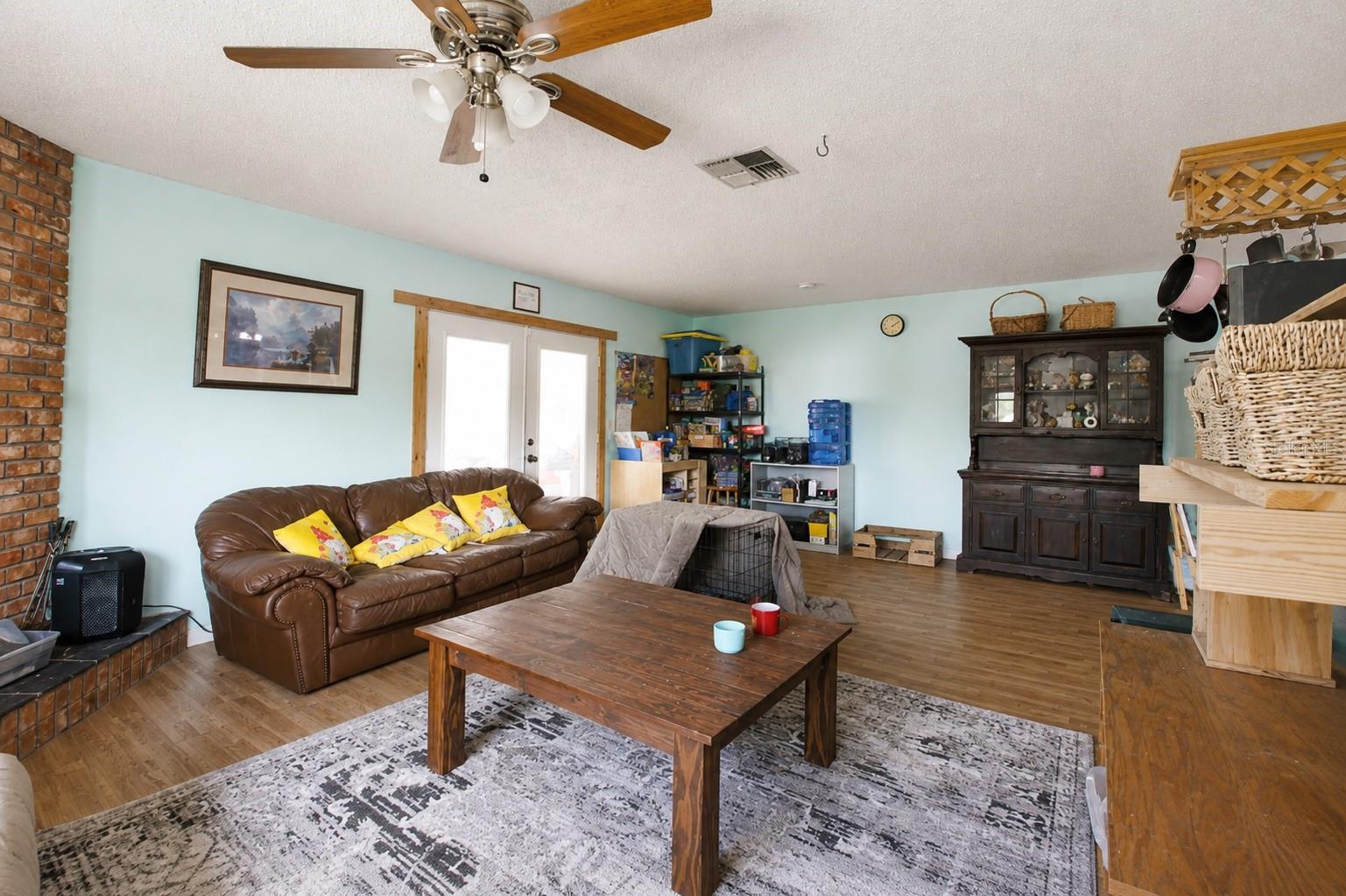 742 Bahia Cir Property Photo 20