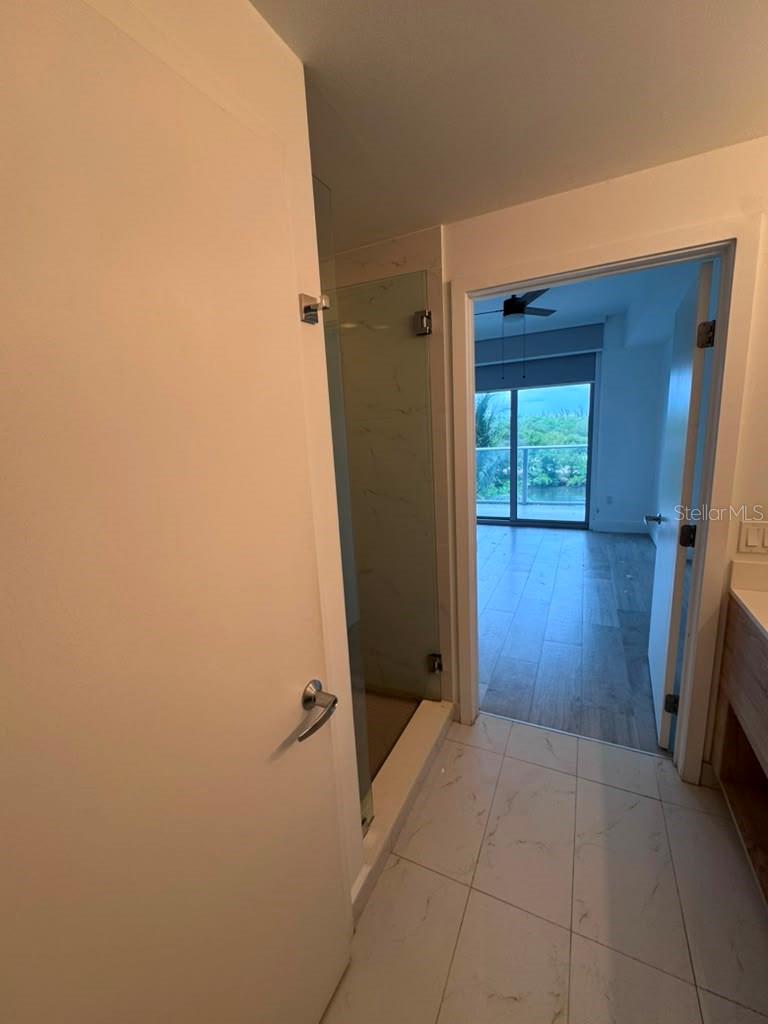 16385 Biscayne Blvd #305 Property Photo 15