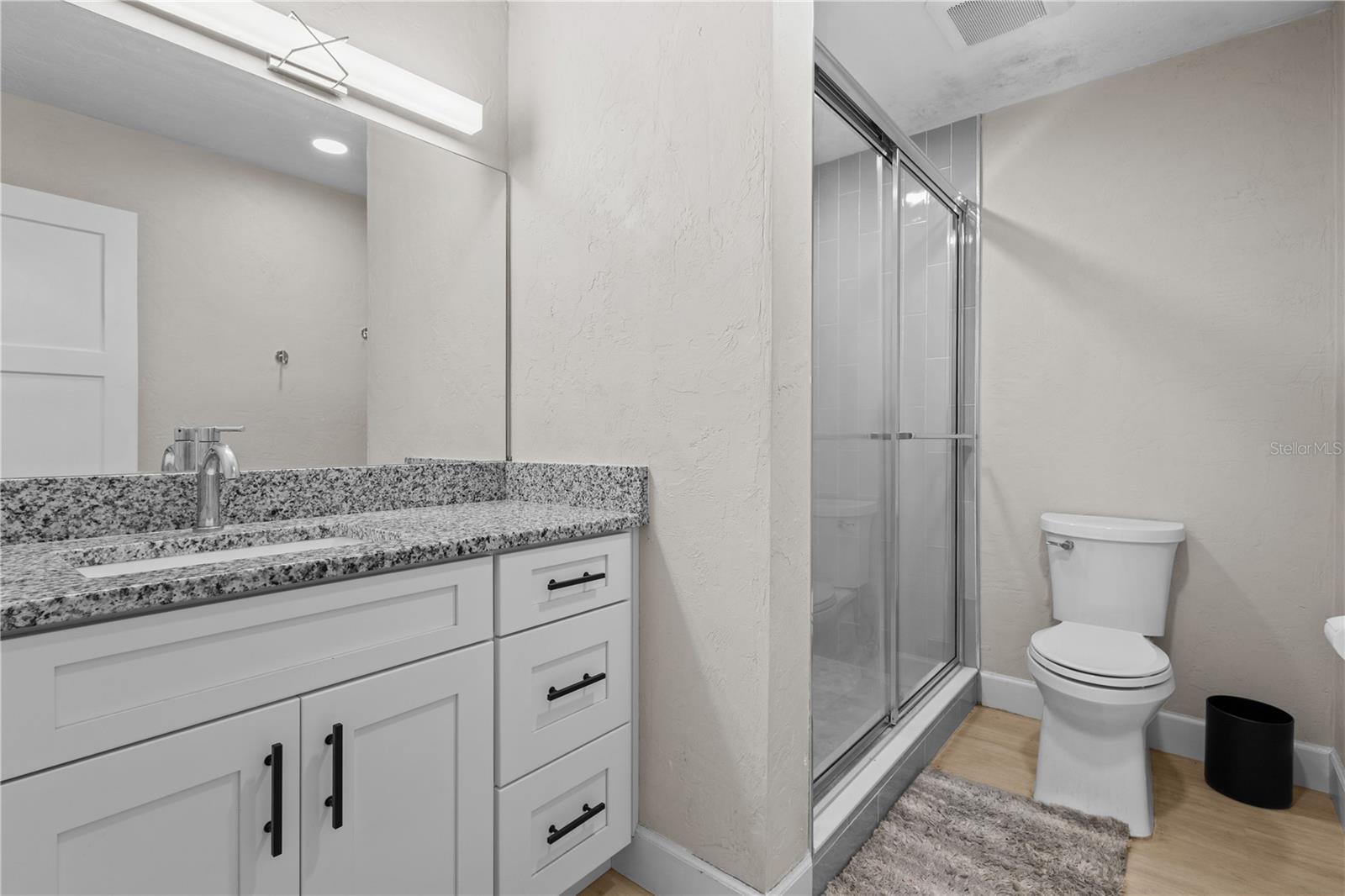 805 Nw 40th Ter Property Photo 17