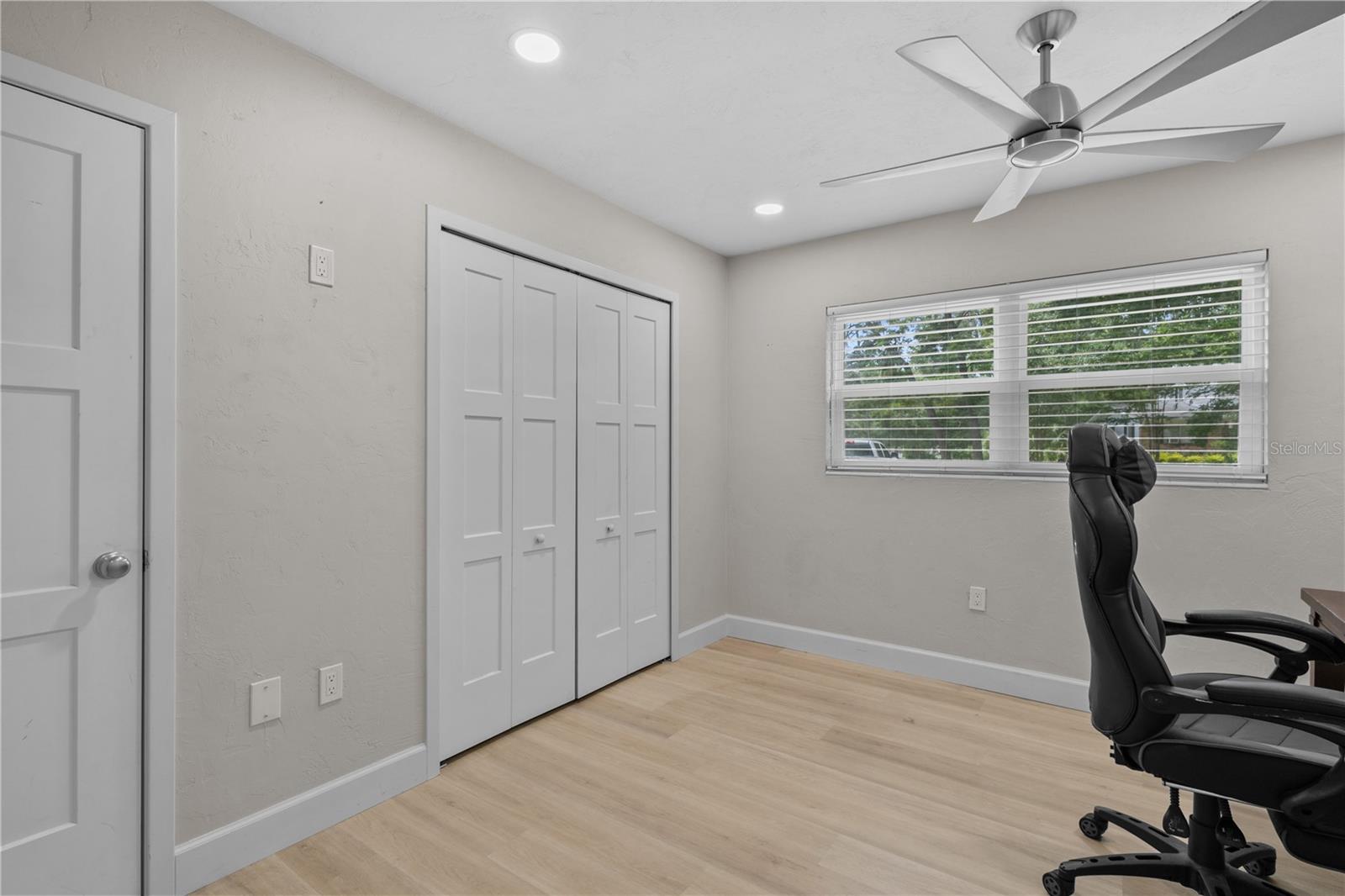 805 Nw 40th Ter Property Photo 20