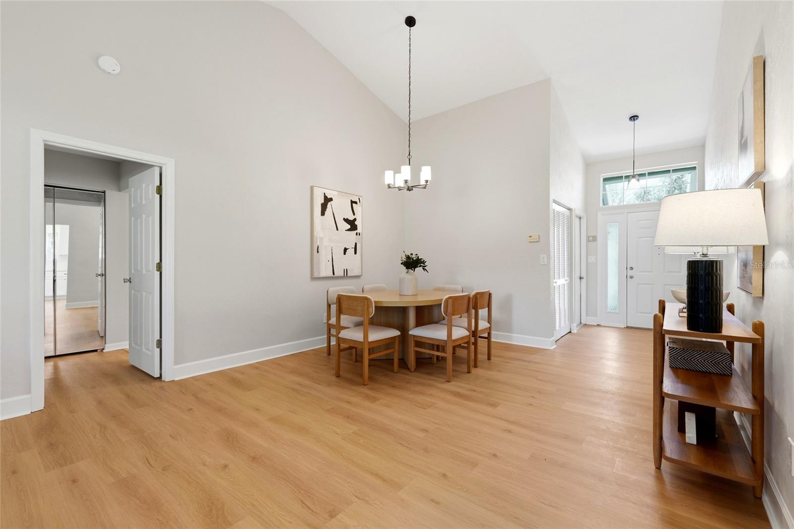 10521 Nw 36th Pl Property Photo 5